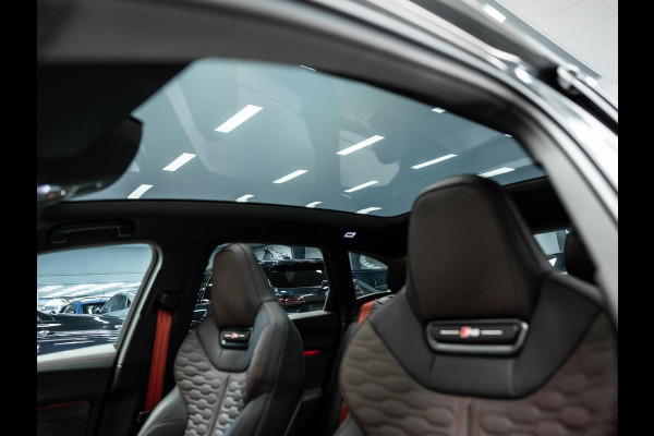Audi A5 Avant RS 5 e-hybrid quattro Vol uitgevoerde RS5 Daytona grey met Vossen 22 inch!!!!