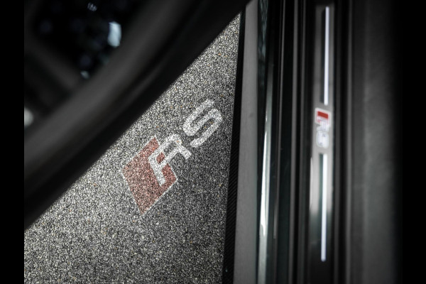 Audi A5 Avant RS 5 e-hybrid quattro Vol uitgevoerde RS5 Daytona grey met Vossen 22 inch!!!!