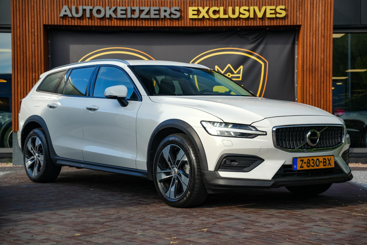 Volvo V60 Cross Country 2.0 B5 AWD Pro Adaptieve Cruise Keyless Memory 18''LM