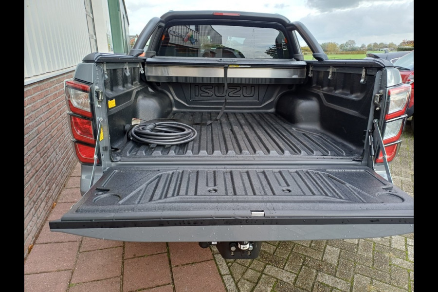 Isuzu D-max EV V-Cross Dubbele Cabine 3500 Kg trekvermogen