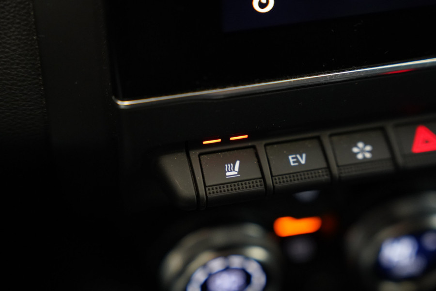 Renault Captur 1.6 E-Tech Plug-in Hybrid 160 Intens Full-led Stoel/stuur-verwarming Trekhaak 24 Maanden garantie* (Vraag naar de voorwaarden)