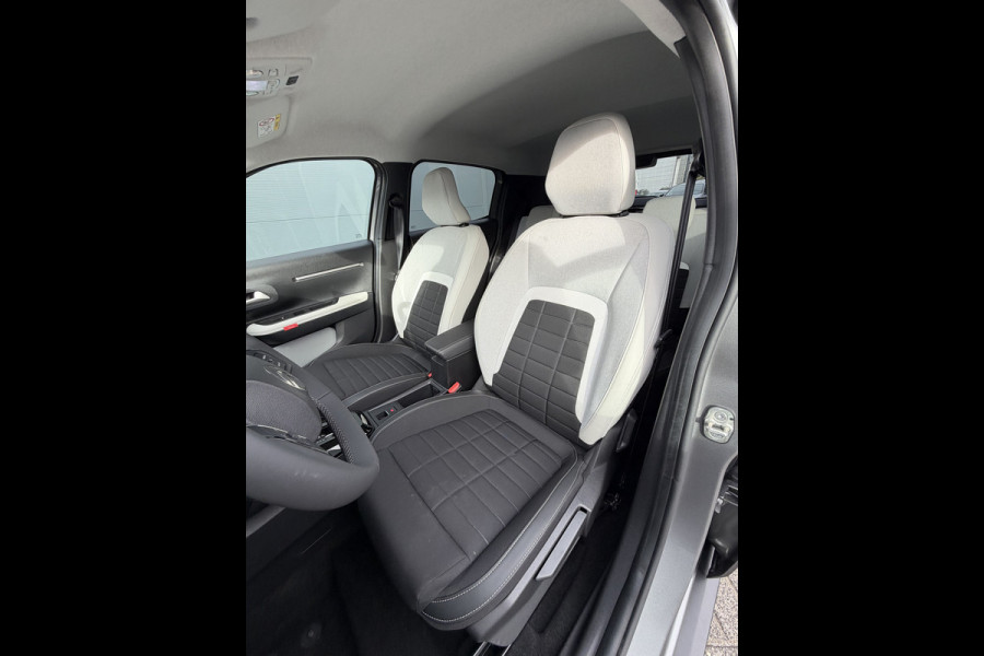 Citroën ë-C3 Max 113pk Comfort Range 44 kWh (Camera - Automatische Airco - Navigatie - LED - Apple Carplay - Parkeersensoren achter)