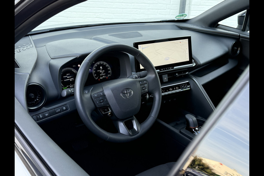 Toyota C-HR 1.8 Hybrid 140 First Edition | ACC | CarPlay | Elek. Achterklep | Camera | 18 inch