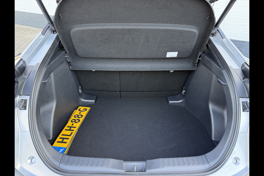Toyota C-HR 1.8 Hybrid 140 First Edition | ACC | CarPlay | Elek. Achterklep | Camera | 18 inch