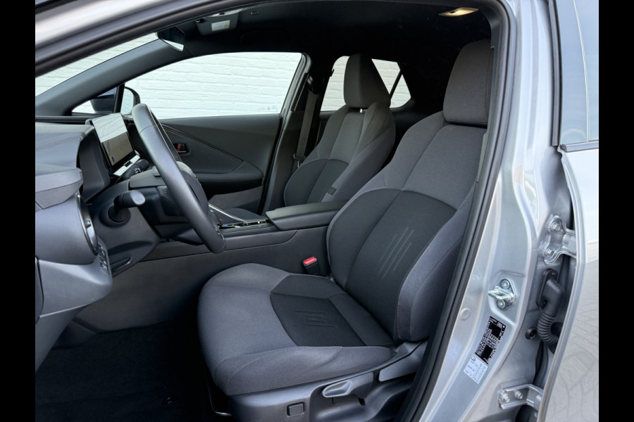 Toyota C-HR 1.8 Hybrid 140 First Edition | ACC | CarPlay | Elek. Achterklep | Camera | 18 inch