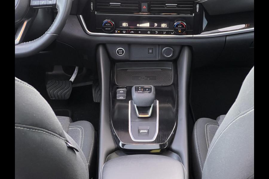 Nissan QASHQAI 1.3 MHEV Xtronic Premiere Edition | Adaptieve Cruise Control | 360 graden camera | Trekhaak | 1800kg trekgewicht