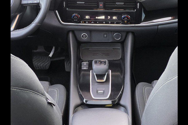 Nissan QASHQAI 1.3 MHEV Xtronic Premiere Edition | Adaptieve Cruise Control | 360 graden camera | Trekhaak | 1800kg trekgewicht