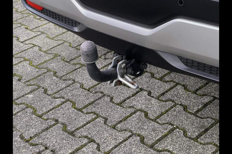 Nissan QASHQAI 1.3 MHEV Xtronic Premiere Edition | Adaptieve Cruise Control | 360 graden camera | Trekhaak | 1800kg trekgewicht