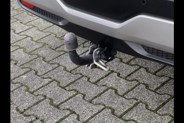 Nissan QASHQAI 1.3 MHEV Xtronic Premiere Edition | Adaptieve Cruise Control | 360 graden camera | Trekhaak | 1800kg trekgewicht