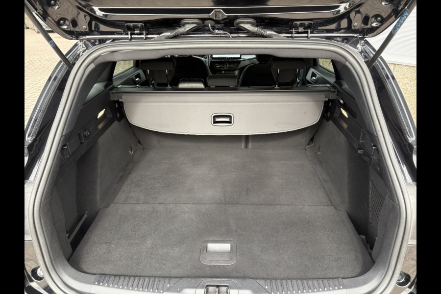 Ford FOCUS Wagon 155PK EBH ST Line AUTOMAAT! DRIVERPACK! WINTERPACK!