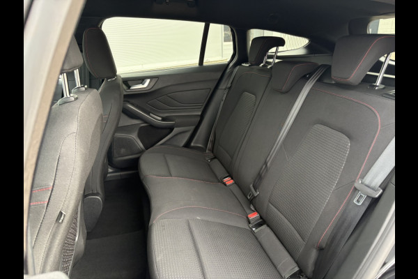 Ford FOCUS Wagon 155PK EBH ST Line AUTOMAAT! DRIVERPACK! WINTERPACK!