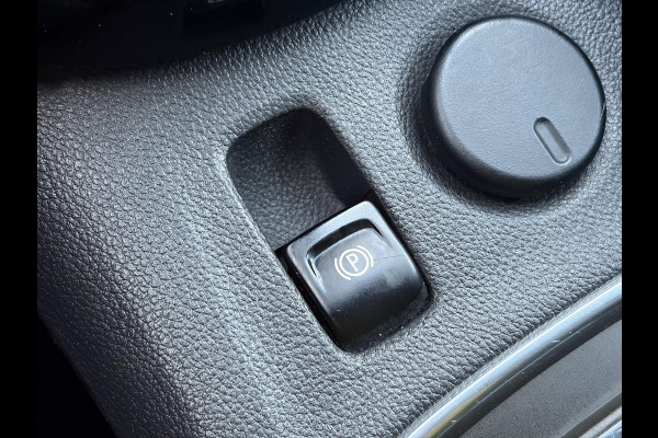 Opel Astra Sports Tourer 1.4 Innovation ✓Trekhaak✓Camera✓Carplay✓Navi✓Recent beurt gehad✓150pk✓Keyless✓Halfleder✓6 Bak✓Rijstrooksensor✓Dodehoeksensor✓Pdc V+A✓Lm velgen✓Clima✓Cruise✓N.A.P✓Apk tot 09-2027