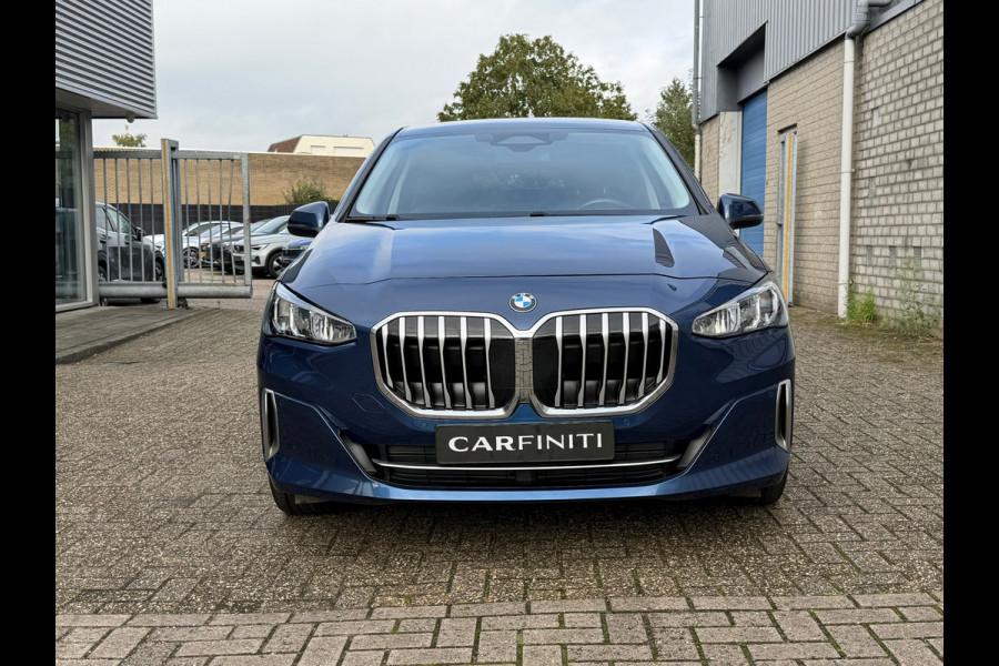 BMW 2 Serie Active Tourer 220i M-Sport Automaat 170 Pk | Navi | Voll Leder | Clima | Cruise | Camera | Sfeerverlichting | 18".