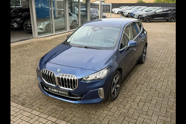 BMW 2 Serie Active Tourer 220i M-Sport Automaat 170 Pk | Navi | Voll Leder | Clima | Cruise | Camera | Sfeerverlichting | 18".