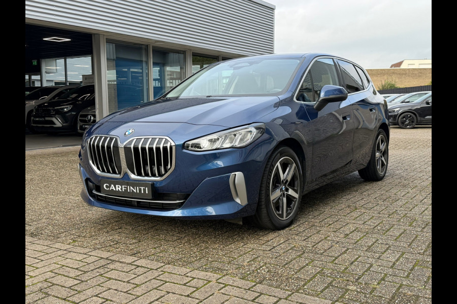 BMW 2 Serie Active Tourer 220i M-Sport Automaat 170 Pk | Navi | Voll Leder | Clima | Cruise | Camera | Sfeerverlichting | 18".