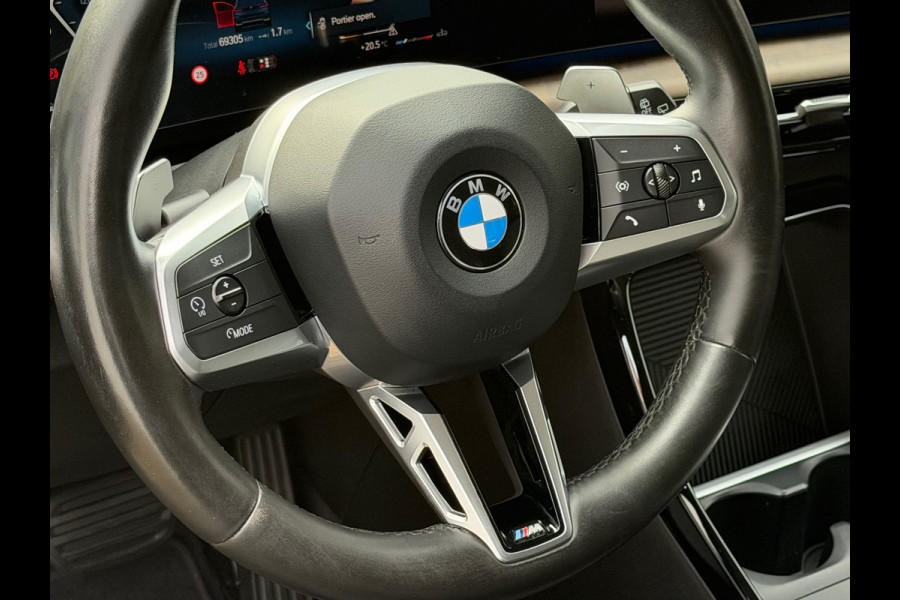 BMW 2 Serie Active Tourer 220i M-Sport Automaat 170 Pk | Navi | Voll Leder | Clima | Cruise | Camera | Sfeerverlichting | 18".