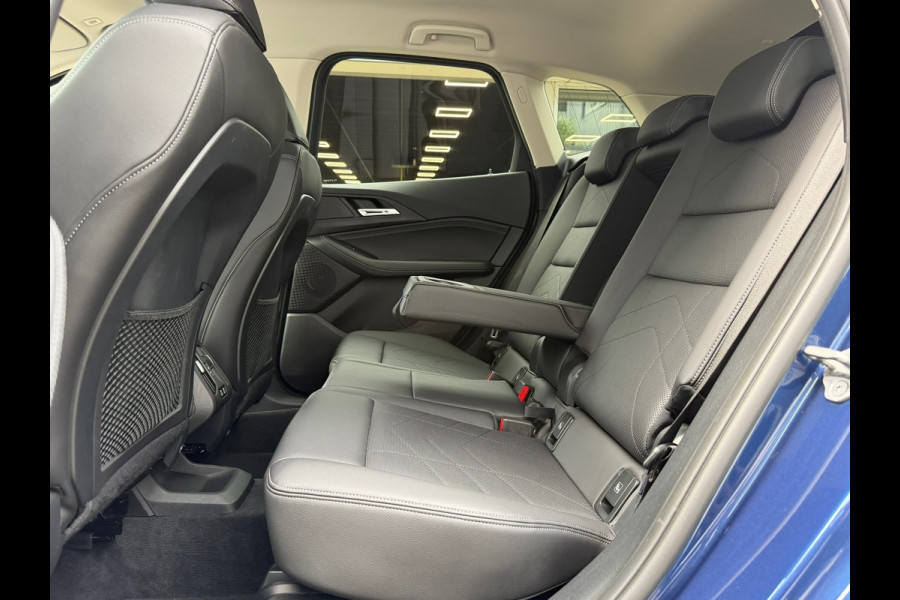 BMW 2 Serie Active Tourer 220i M-Sport Automaat 170 Pk | Navi | Voll Leder | Clima | Cruise | Camera | Sfeerverlichting | 18".
