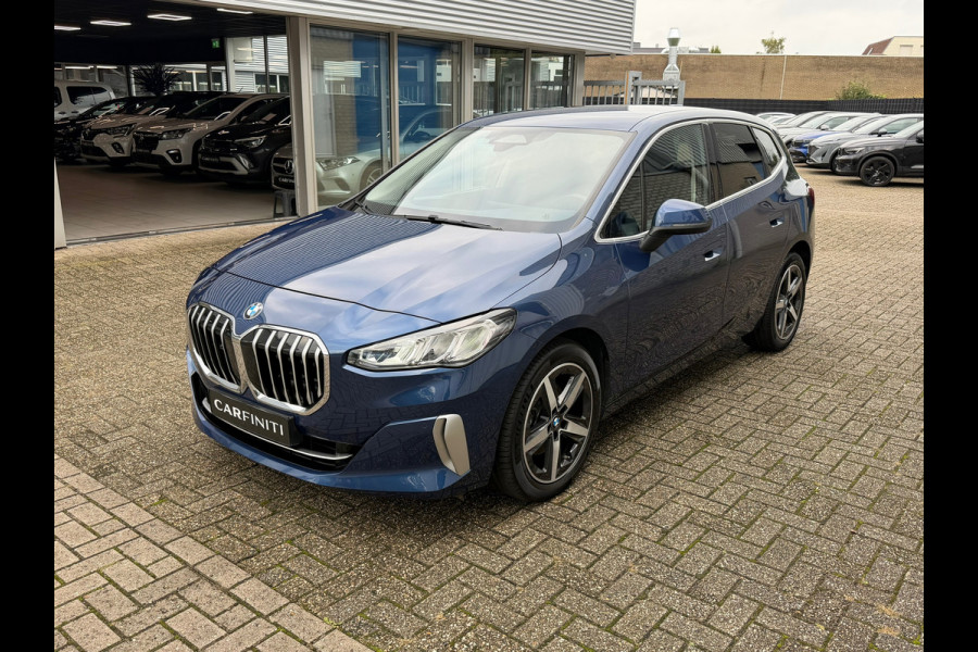 BMW 2 Serie Active Tourer 220i M-Sport Automaat 170 Pk | Navi | Voll Leder | Clima | Cruise | Camera | Sfeerverlichting | 18".