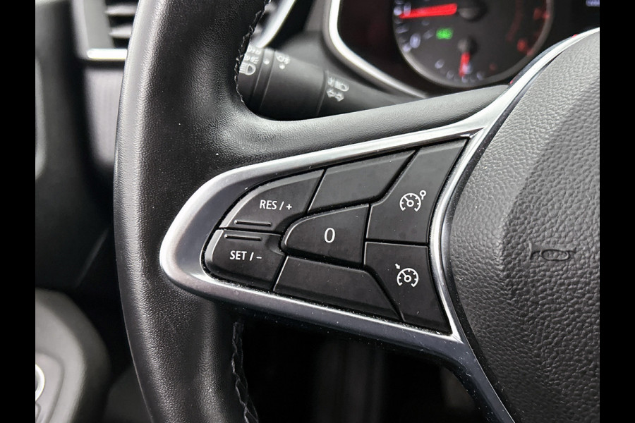 Renault Clio 1.0 TCe Zen 92PK 6versn./ Airco / Navigatie / Airco / 5Drs / Radio-multimedia / NL auto / Apk 03-2027