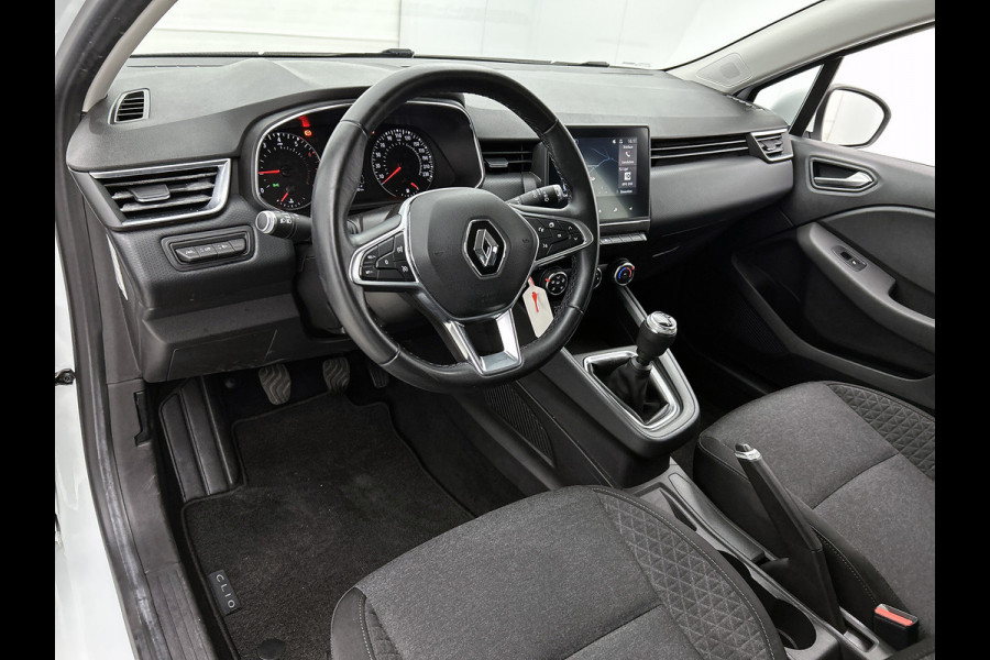 Renault Clio 1.0 TCe Zen 92PK 6versn./ Airco / Navigatie / Airco / 5Drs / Radio-multimedia / NL auto / Apk 03-2027