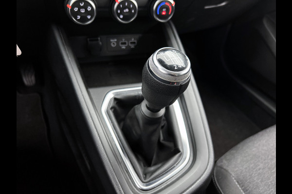 Renault Clio 1.0 TCe Zen 92PK 6versn./ Airco / Navigatie / Airco / 5Drs / Radio-multimedia / NL auto / Apk 03-2027