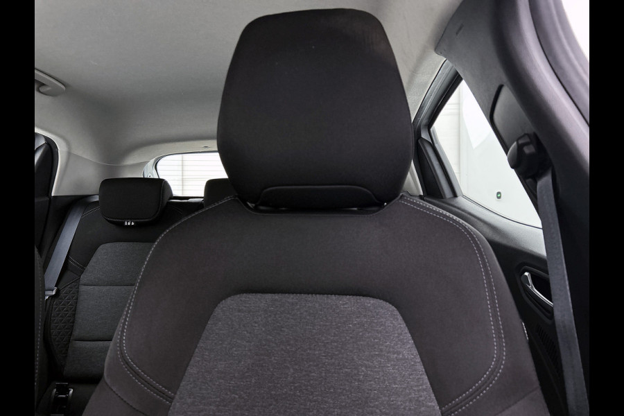 Renault Clio 1.0 TCe Zen 92PK 6versn./ Airco / Navigatie / Airco / 5Drs / Radio-multimedia / NL auto / Apk 03-2027