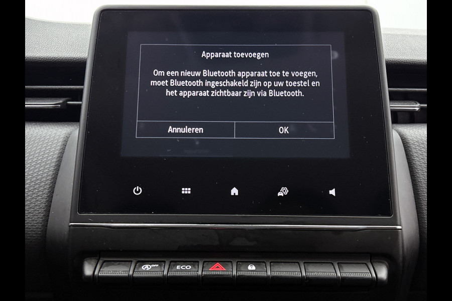 Renault Clio 1.0 TCe Zen 92PK 6versn./ Airco / Navigatie / Airco / 5Drs / Radio-multimedia / NL auto / Apk 03-2027