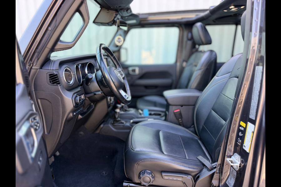 Jeep Wrangler UNLIMITED Jeep Wrangler 380 Sahara 2.0 PHEV Softtop AWD 4x4 Leer Navi Led-Xenon