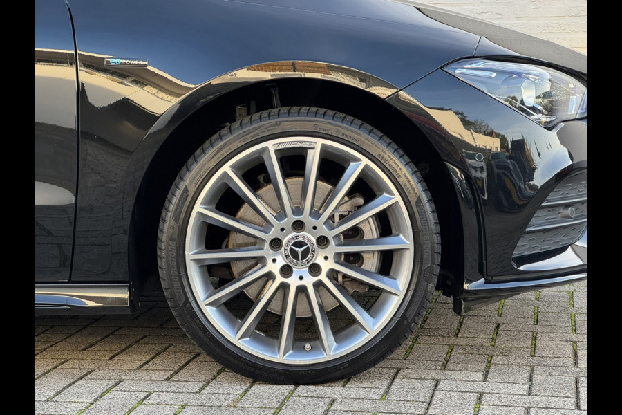 Mercedes-Benz CLA-Klasse Shooting Brake 250 e AMG-Line Advantage Carplay SOH 97% Camera Cruise Leder/Alcant Stoelverw. Sfeerverl.
