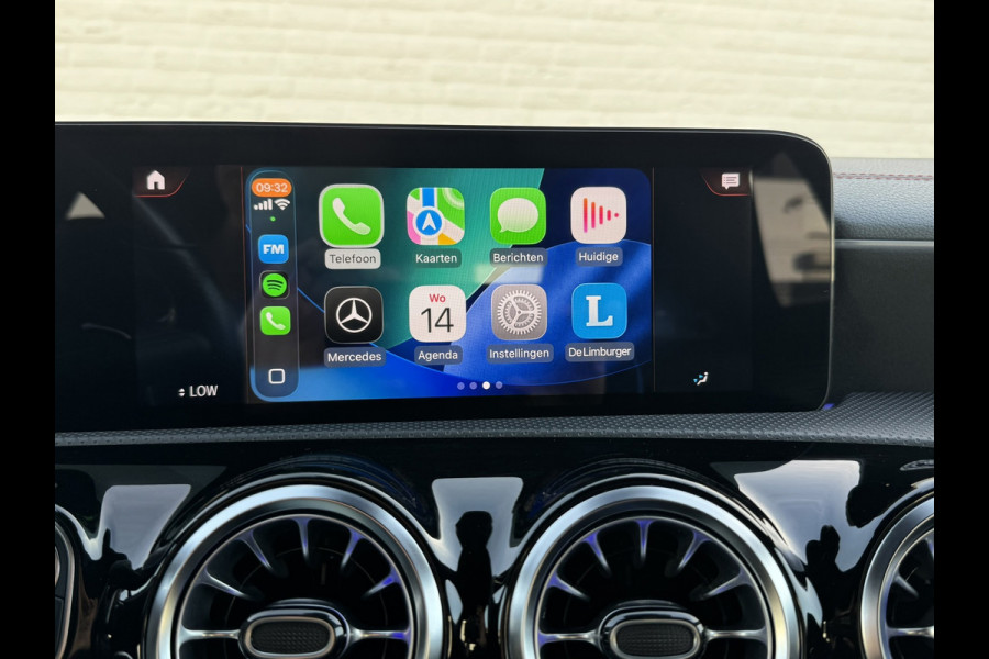 Mercedes-Benz CLA-Klasse Shooting Brake 250 e AMG-Line Advantage Carplay SOH 97% Camera Cruise Leder/Alcant Stoelverw. Sfeerverl.