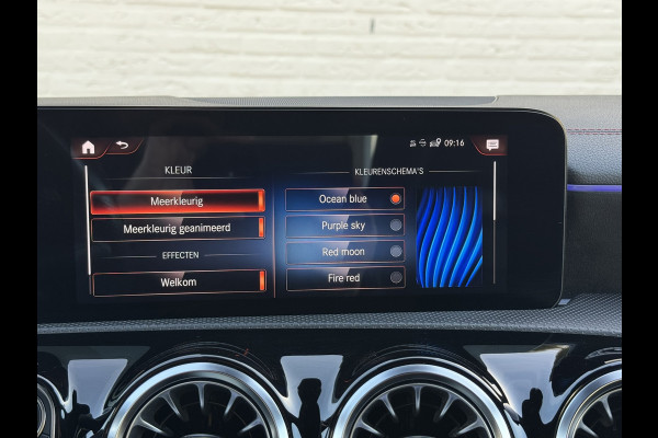 Mercedes-Benz CLA-Klasse Shooting Brake 250 e AMG-Line Advantage Carplay SOH 97% Camera Cruise Leder/Alcant Stoelverw. Sfeerverl.