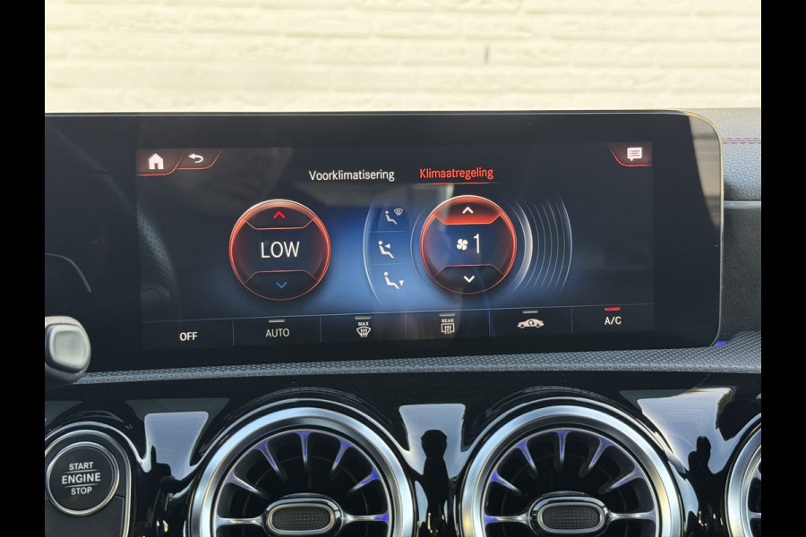 Mercedes-Benz CLA-Klasse Shooting Brake 250 e AMG-Line Advantage Carplay SOH 97% Camera Cruise Leder/Alcant Stoelverw. Sfeerverl.