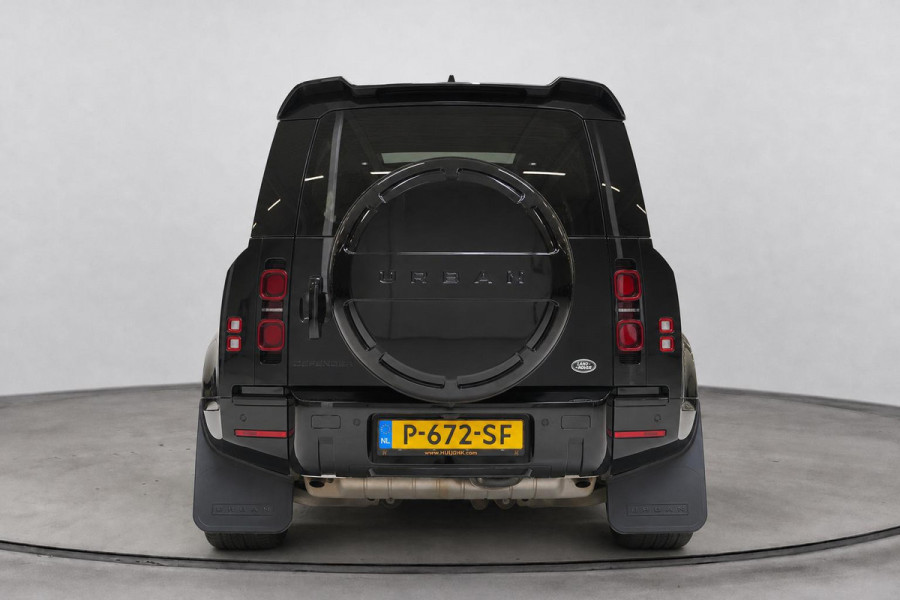 Land Rover Defender 110 2.0 P400e 110 404pk URBAN pakket | SoH 96,5% | Trekhaak afn. | Leder | Panoramadak | Memory