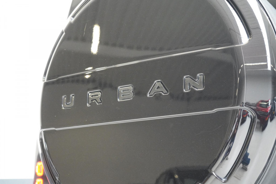 Land Rover Defender 110 2.0 P400e 110 404pk URBAN pakket | SoH 96,5% | Trekhaak afn. | Leder | Panoramadak | Memory