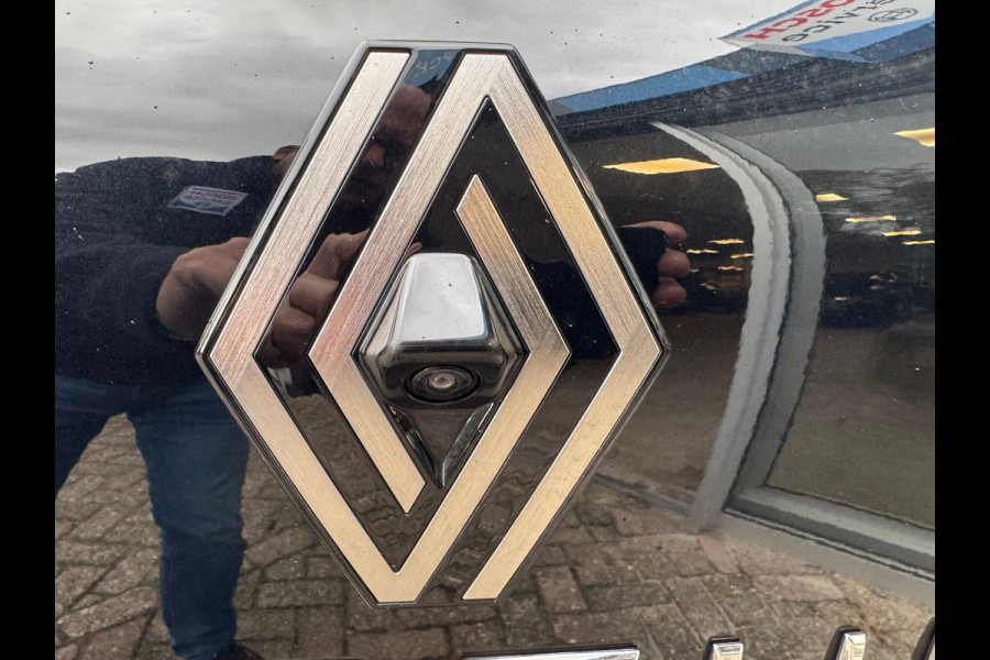 Renault Captur 1.8 E-Tech full hybrid 160 techno Navi / CarPlay / Clima
