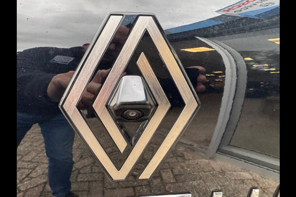 Renault Captur 1.8 E-Tech full hybrid 160 techno Navi / CarPlay / Clima