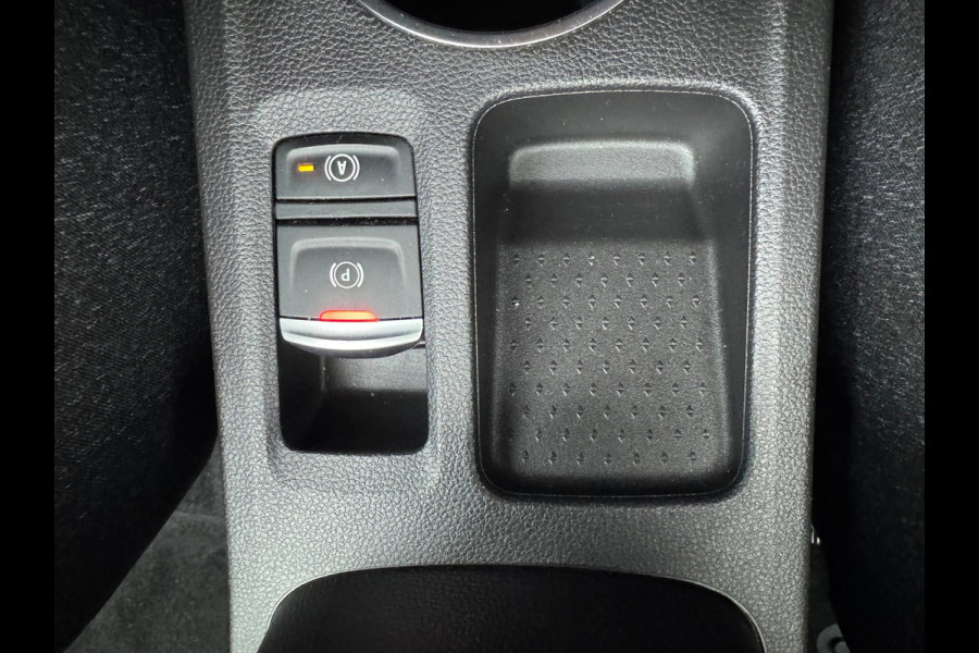 Renault Captur 1.8 E-Tech full hybrid 160 techno Navi / CarPlay / Clima