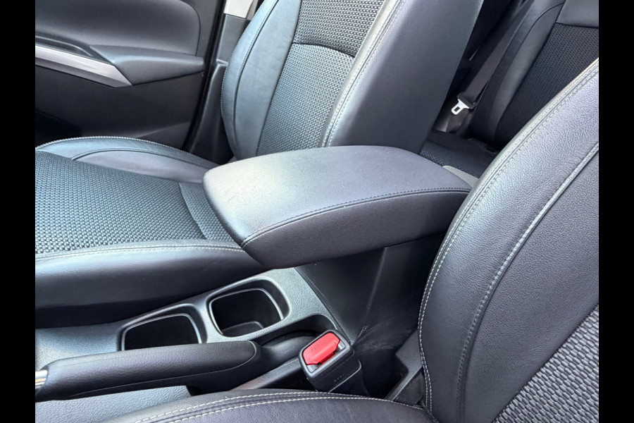 Suzuki S-Cross 1.5 Hybrid Style 102 Pk Automaat | Panoramadak | Voll Leder | Navigatie | Cruise | Camera | Climate | Keyless | 17"