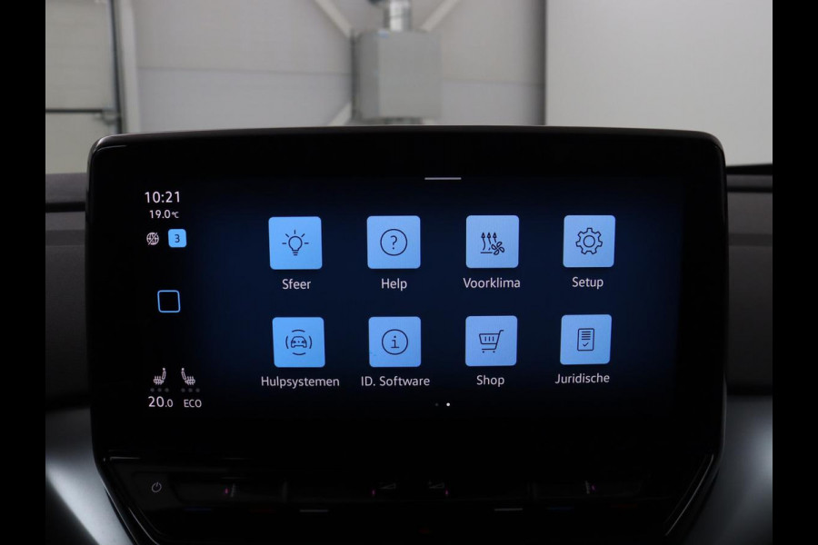 Volkswagen ID.4 Pro 77 kWh | SOH 94,2% | Adaptive cruise | Stuur/ stoelverwarming | Park assist | Climate control | Carplay | Sfeerverlichting | Full LED | 19" velgen