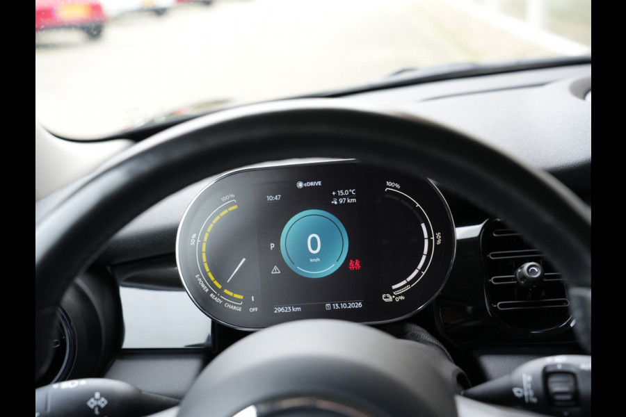MINI Electric MINI Yours 33 kWh | SOH 97% | Stoelverwarming | Cruise Control | LED | Apple Carplay/Android Auto |