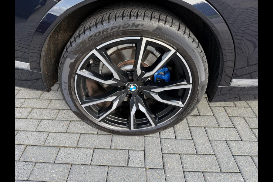 BMW X7 xDrive40i 6p. | 2E EIGENAAR | 3/6/12MND GARANTIE | PANO | LASER | BOWERS&WILKINS | MASSAGE | ACC | CAMERA | PARFUM | SFEER |TREKHAAK | BOMVOL |