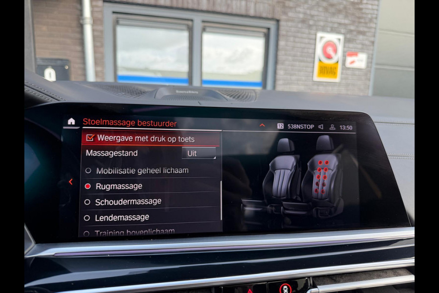 BMW X7 xDrive40i 6p. | 2E EIGENAAR | 3/6/12MND GARANTIE | PANO | LASER | BOWERS&WILKINS | MASSAGE | ACC | CAMERA | PARFUM | SFEER |TREKHAAK | BOMVOL |