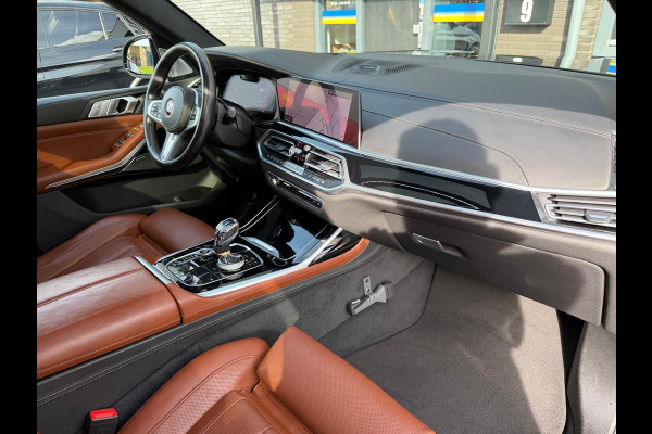 BMW X7 xDrive40i 6p. | 2E EIGENAAR | 3/6/12MND GARANTIE | PANO | LASER | BOWERS&WILKINS | MASSAGE | ACC | CAMERA | PARFUM | SFEER |TREKHAAK | BOMVOL |