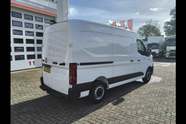Renault Master 150 PK L2H2 GESLOTEN - V-72-KBF - TREKHAAK - EURO 6 - BPM VRIJ!