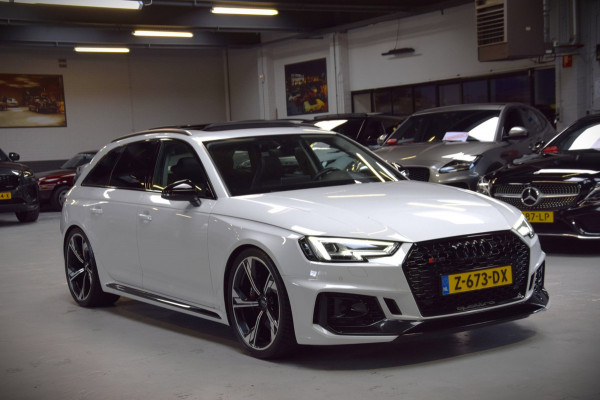 Audi A4 Avant 2.9 TFSI RS 4 Quattro Panoramadak|Navi|ACC|Head-up|Carbon|