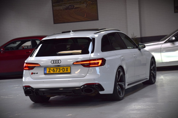 Audi A4 Avant 2.9 TFSI RS 4 Quattro Panoramadak|Navi|ACC|Head-up|Carbon|