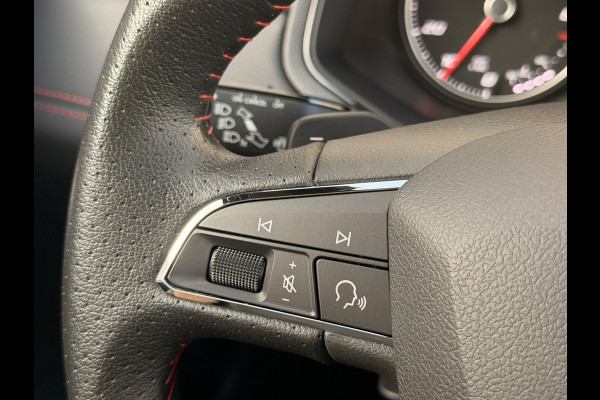 Seat Ibiza FR 1.0 TSI DSG Pano Navi CarPlay LED 18'' Stoelverwarming