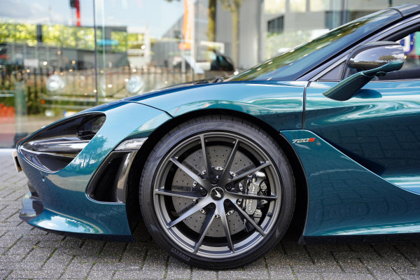 McLaren 720S Spider / FULL CARBON / LIFT / MSO