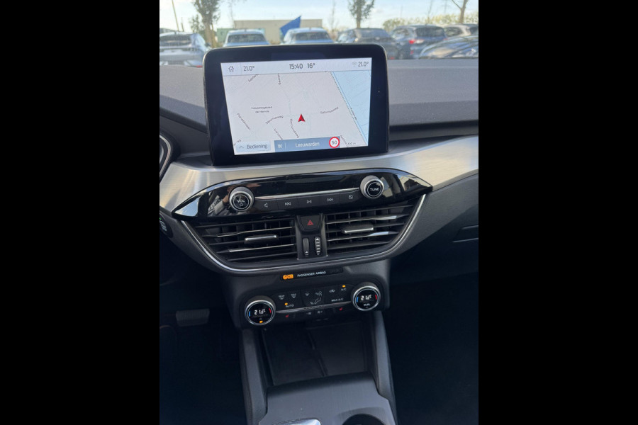 Ford Kuga 2.5 PHEV Titanium 225pk | Panoramdak | Stoelverwarming | Trekhaak | 1.500kg Trekgewicht