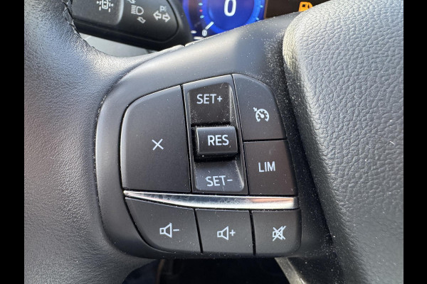Ford Kuga 2.5 PHEV Titanium 225pk | Panoramdak | Stoelverwarming | Trekhaak | 1.500kg Trekgewicht